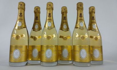 null 6 BOUTEILLES Champagne "Cristal" Louis ROEDERER 2009

BE (étiquettes avec petites...
