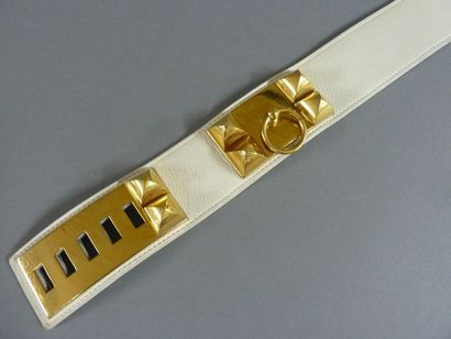 null HERMES Paris made in France année 1986

Ceinture " Collier de chien " 48mm en...