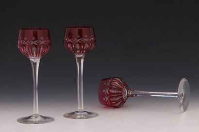 null SAINT-LOUIS MODELE TRAMINER - 6 VERRES à vin du Rhin en cristal taillé overlay...