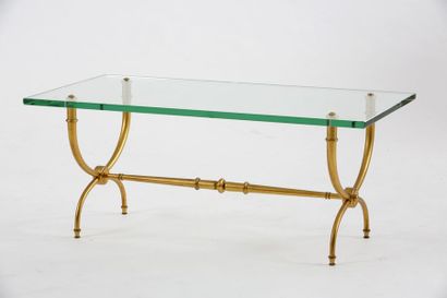 null Raymond SUBES (1893-1970)

TABLE BASSE Arceaux

Bronze doré et dalle de verre

42...