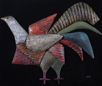 null Roger CAPRON (1922-2006)

Bas-relief oiseau 

Céramique émaillée polychrome,...