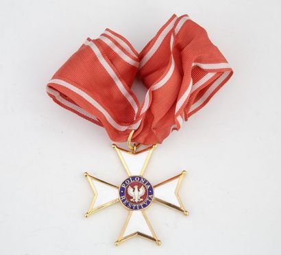 null POLOGNE 

ORDRE DE POLONIA RESTITUTA, créé en 1921.

Croix de commandeur du...