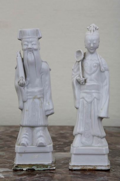 null DEUX STATUETTES d'Immortels

Chine - XVIIIème Siècle

Porcelaine Blanc de Chine...
