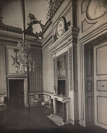 null 巴伐利亚州维尔茨堡皇家城堡的带家具的公寓。P., Guérinet, (约1900年), 平装，单张，52幅版画，在编辑过的衬衣下，有Le Paige...