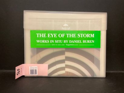 BUREN (Daniel). "风暴之眼"[《布伦时报》]。纽约，古根海姆博物馆，2005年，对开本(56 x 35 cm)，装在有盖的透明文件夹中。以期刊形...
