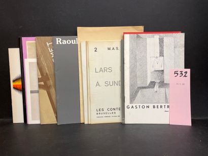 null Belgisches Haus [La Maison belge].- Réunion de 8 catalogues édités par la Belgisches...