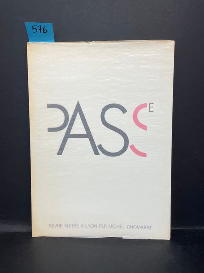 BUREN (Daniel). 
"Passe". N° 1 (sur 2 au total). Lyon, Michel Chomarat, 1988, in-folio,...