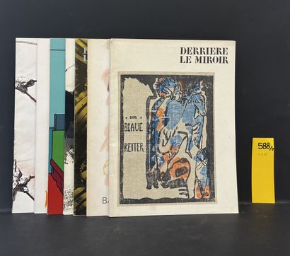 "Derrière le Miroir". 集合7卷：第133/134号。辉煌使者》。P.，Maeght，1962年，对开，插图封面（书脊受损）。威尔-格罗曼、H-斯图肯施密特和P-沃尔布特的文章。附有3幅以弗朗茨-马克、康定斯基和卢梭为原型的彩色石版画/第170号。P.，Maeght，1968年，对开本，插图封面（封面有污渍）。Jean...