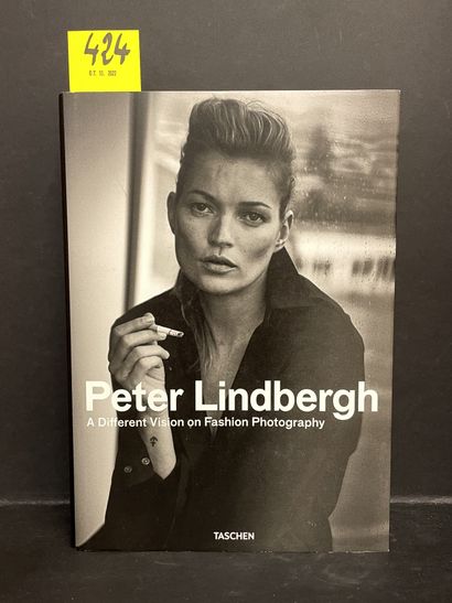 null LINDBERGH - LORIOT（Th.-M.）。Peter Lindbergh: A Different Vision on Fashion P...