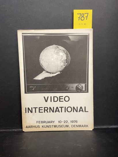 null Video International. Festival. Aarhus Kunstmuseum, du 10 au 22 février 1976,...