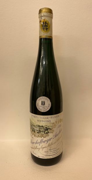 null "Scharzhofberger Auslese - Egon Müller (1995)。一瓶。状况良好，胶囊完好，标签完好，清晰可辨。在最佳条件下...
