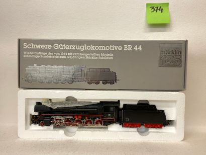 MÄRKLIN. "Loco vapeur avec tender noire en fonte DB". Märklin, type BR44, n°3108,...