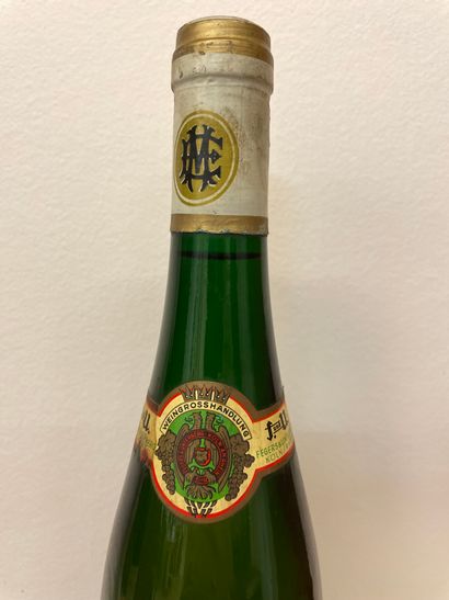 null "Scharzhofberger Spätlese - Egon Müller (1985)。一瓶。状况良好，胶囊完好，标签完好，清晰可辨。在最佳条件...