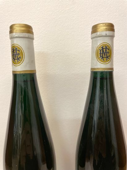 null "Scharzhofberger Auslese - Egon Müller (1992)。两瓶，水平良好，瓶盖完好，标签完好可辨。在最佳条件下保存。...