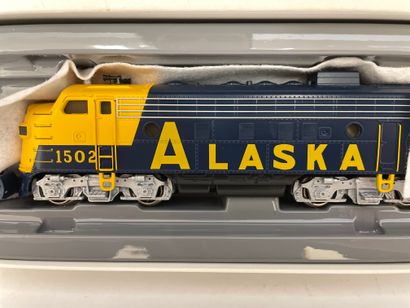 MÄRKLIN. "Automotrice en 3 éléments en fonte diesel ALASKA Railroad". Märklin 3462,...