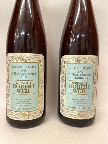 null "Kiedricher Gräfenberg Spätllese, Riesling - Robert Weil" (1996). Deux bouteilles....