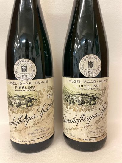null "Scharzhofberger Spätlese - Egon Müller (1990)。两瓶。水平良好，瓶盖完好，标签完好无损，清晰可辨。在最佳...