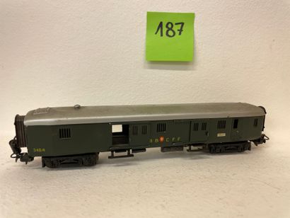MÄRKLIN. "348/4". Fourgon vert SBB/CFF, avec portes à glissières, type 4. Märklin...