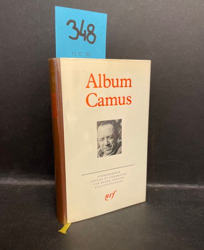 Album Camus. P., NRF, "Bibl. de la Pléiade", 1982, in-12, rel. édit., jaq., rhod...