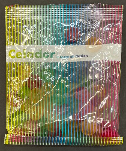 null 格劳德（路易斯）。"Celador--幻觉的味道"。多个（一袋糖果）。尺寸：15 x 12厘米。洛里斯-格雷奥（Loris Gréaud）（°1979...