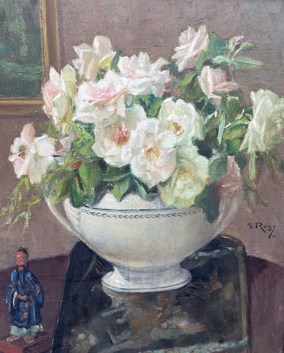 ROGY (Georges). "Still Life with Roses and a Chinese Statuette" (1926). Oil on canvas,...