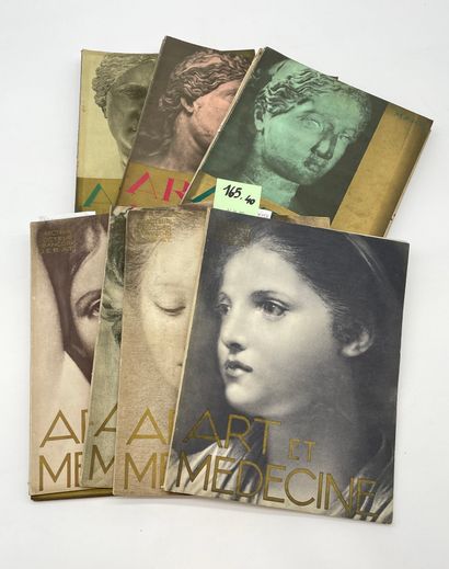 "Art et Médecine". 医学界的月刊，由Debat制药实验室出版。P., Debat, 1932-1938, 40卷。4°，br. （5个书脊损坏，边缘变色）。包括：1932年10期，1933年12期，1934年7期，1935年8期，1936年2期和1938年1期。艺术与医疗》杂志是保密的，因为它是为医生准备的，但又是豪华的，因为它是由蓬勃发展的制药实验室赞助的，它由30年代的前卫摄影师提供丰富的插图，如André...