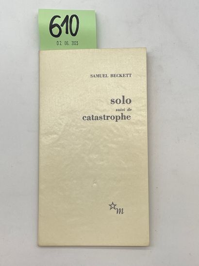 BECKETT (Samuel). Solo, suivi de Catastrophe. P., Editions de Minuit, 1982, in-12...
