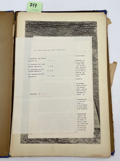 ERNST (Max). 自然史》。P., Jeanne Bucher, 1926, 对开本(50 x 32,5 cm)，单页，蓝色半布出版商的带状纸板文件夹，上板有标题标签(文件夹磨损和染色，板子脱落，一些板子的下边缘有轻微潮湿)。缺少标题、阿尔普的介绍、图版表以及说明（这些叶子已经被5页打在纸上的文件取代）。34张根据马克斯-恩斯特的原始拓片制作的影印版画是完整的。马克斯-恩斯特的灵感来自于一块旧木地板，它的纹理经过多年的...
