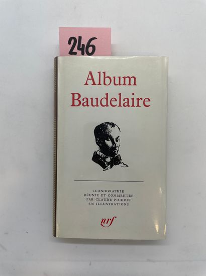 Album Baudelaire. P., NRF, "Bibl. de la Pléiade", 1974, in-12, rel. édit., jaq.,...