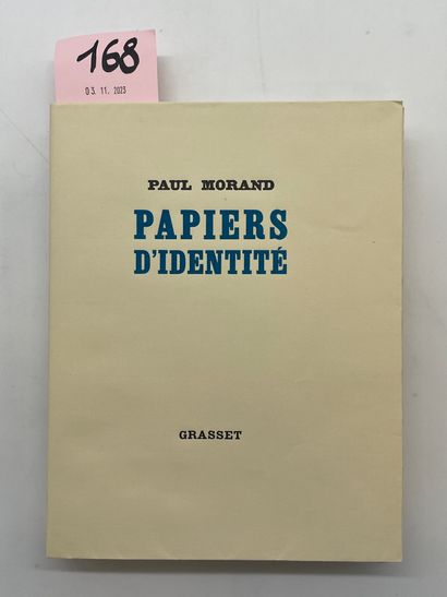 MORAND (Paul). Papiers d'identité. P., Grasset, 1931, 4° tellière, 348 p., empreinte...