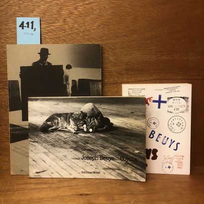 BEUYS.- Joseph Beuys. Multiplizierte Kunst. Werkverzeichnis. Munich, Schellmann und...