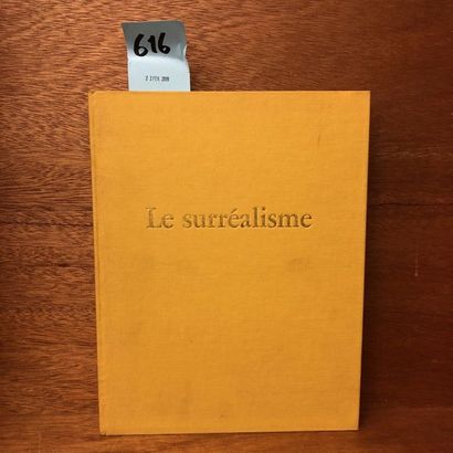 null Revue XXe siècle. Le Surréalisme. Edition spéciale des études parues dans les...
