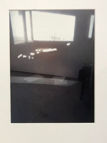 TUYMANS (Luc). "Fenêtre 5" (2012). Tirage d'essai sur papier Kodak, monté sous passe-partout...