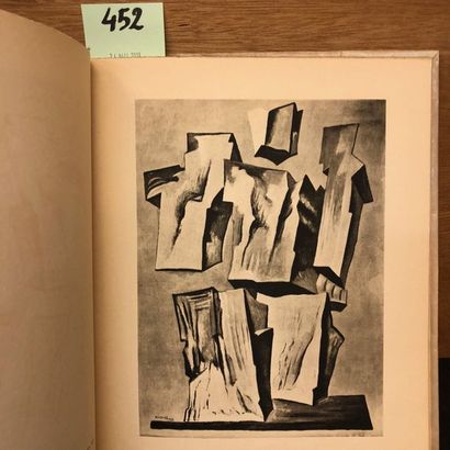 null ARP (Jean). Catalogue de l'exposition des oeuvres de Magnelli à la Galerie René...