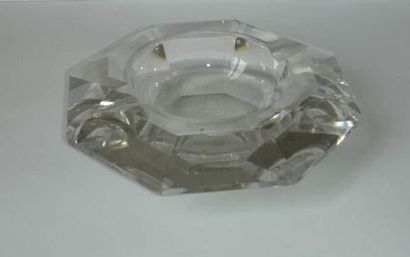 null Cendrier en cristal taillé forme octogonale