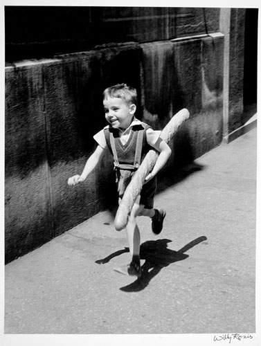 null Willy RONIS (Né en 1910)
Le petit Parisien, Paris, 1952.
Tirage postérieur sur...