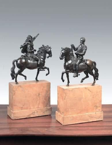 Statues équestres de Louis XIV et d'Henri...