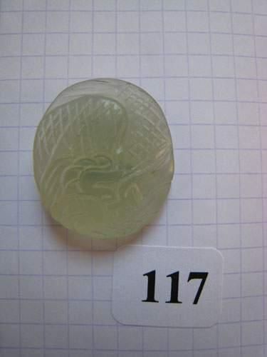 null Très beau bouton en jade ovale gravé de motifs chinois (D30mm)