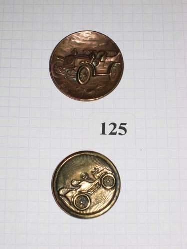 null 2 boutons en métal motif voitures anciennes (D31 et 35mm)