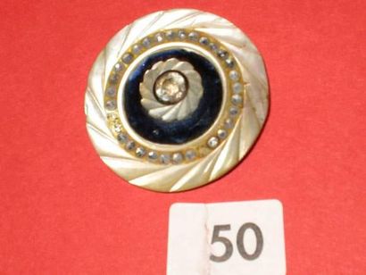 null 1 bouton nacre, cristal et strass, XVIIIème siècle