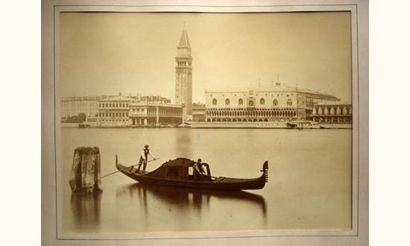 null Naya, Carlo (1816-1882)
Panorama pris de l'île de St Georges avec une gondole,...