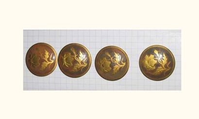  2 plaques de boutons fin XIXème et début XXème , 4 assortis en métal à motifs de...