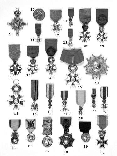 null Distinctions Italiennes .
Médaille de la Valeur Militaire, classe d'argent,...