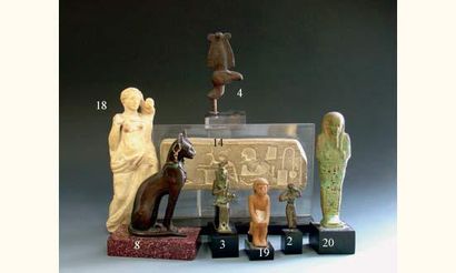 Isis allaitant Horus en bronze. Egypte, époque...