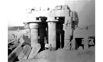 null ÉGYPTE 

Voyages en Égypte, ca. 1875-1880.

2 Albums de la collection Bacon...