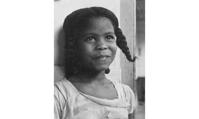 COLOMB Denise (1902-) 

Petite fille martiniquaise,...