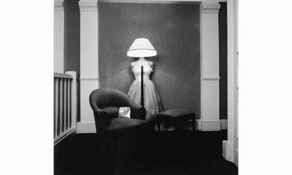 null MICHEL Chantal (1968-)
Lampe, Hôtel Scribe, Paris, 1999.
Tirage cibachrome contrecollé...
