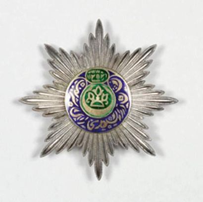 null Ordre du noble Boukhara. 1881-1917. 2e classe.
Argent et émail.
Fabrication...