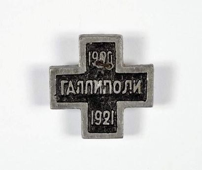 null Croix de Gallipoli 1920-21.
1re fabrication en plomb, a appartenu au lt colonel...