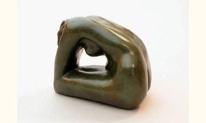 null HUGARD
« L' Anneau »
Épreuve en bronze, fonte d'édition originale à patine verte...